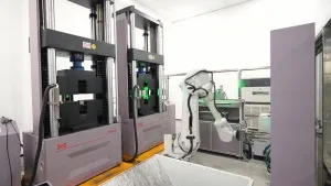 Роботизированная система для испытаний арматуры на растяжение